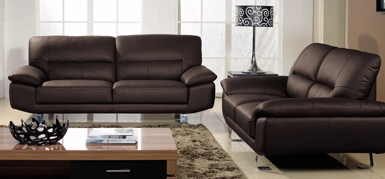 Cuidados de un sofá de cuero