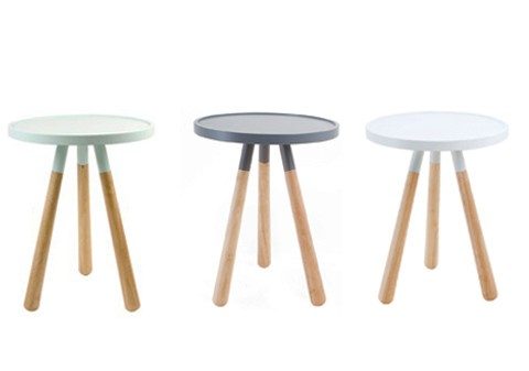 Mesas auxiliares de colores